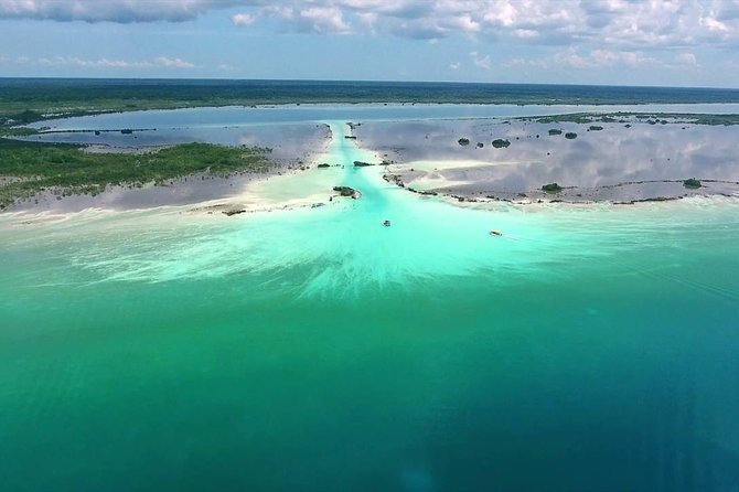1 Day Tour to Bacalar, Cenotes and 7 color Lagoon with lunch from Cancun - The natural spa swim stop in Bacalar