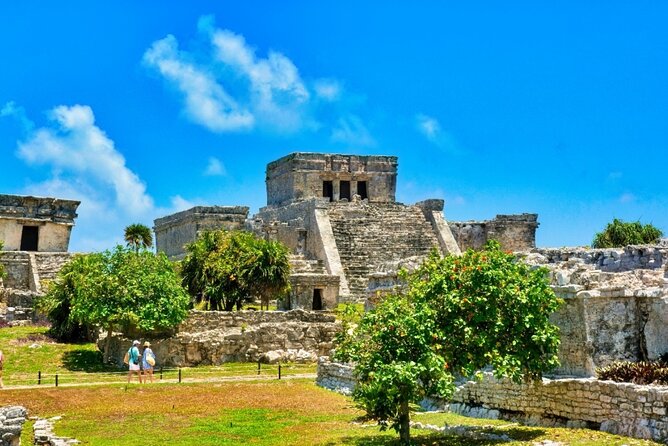 2-Day Combo: Isla Mujeres Sailing And Tulum Mayan Ruins - Isla Mujeres Time: Explore, Then Cool Down at Playa Norte