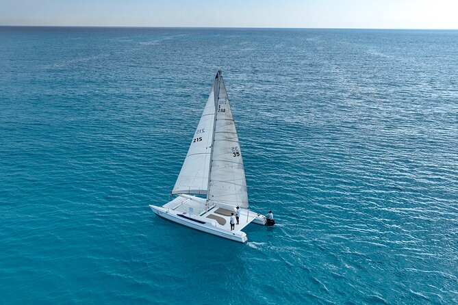 2 in 1 Catamaran to Isla Mujeres Tour from Cancun with Open Bar - Getting to Playa Tortugas: the easy start you should plan for
