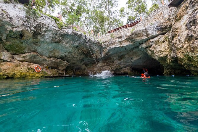 4 PLACES in 1 DAY: Coba, Tulum, Playa del Carmen and Cenote - Coba Ruins and the buffet break: a stop that can feel hit or miss