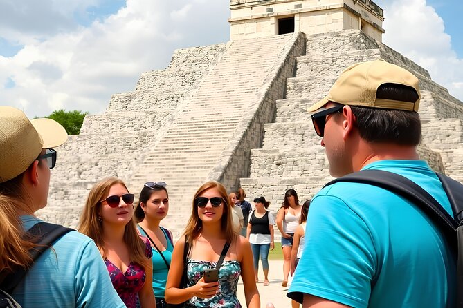 5x1: Chichen Itza + Suytun & Ikkil Cenote + Buffet + Valladolid - Suytun Cenote: Swim Under the Light, Plus Lunch on the Schedule