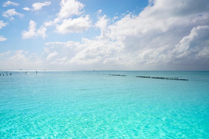 Airport transfers to Isla Mujeres - Family-friendly details that actually help with kids