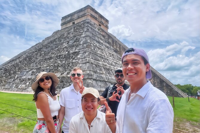 All Inclusive Chichen Itza + Suytun cenote Deluxe Tour - Chichén Itzá with expert guidance and a real chance to roam