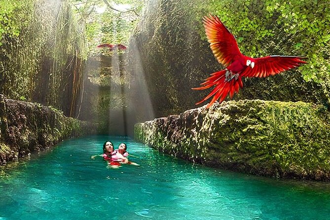 All-inclusive Xcaret Park with Transportation from Cancun & Playa Del Carmen - Rain, Comfort, and How to Keep the Day Positive