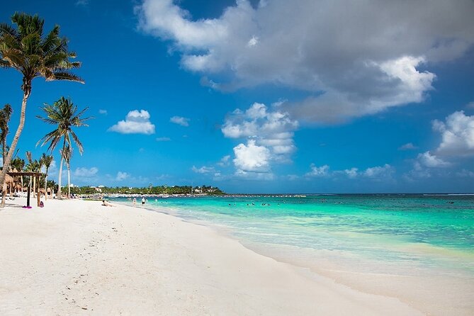 Amazing Adventure in Akumal. Swim with turtles and discover Tulum Ruins. - Akumal Beach free time, and why crowds matter for comfort
