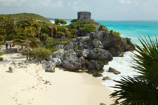 Amazing adventure Tulum, Coba, Cenote and Playa del Carmen Tour. - Lunch at Coba, and how not to lose your energy