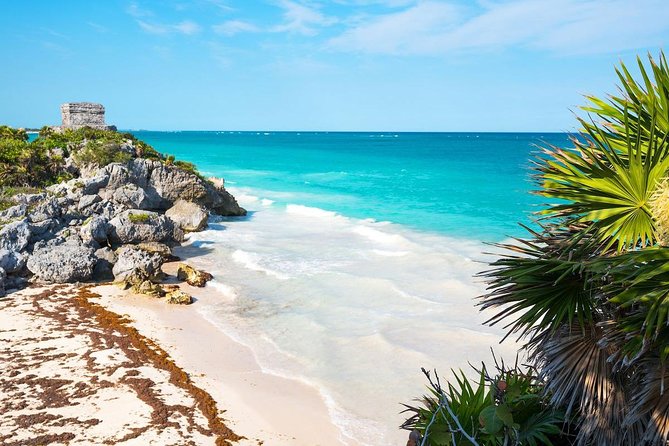 Amazing Tour 4x1 to Coba, Tulum, Cenote & Playa del Carmen. Lunch included - Lunch during the Coba portion: a real break, not a snack trap