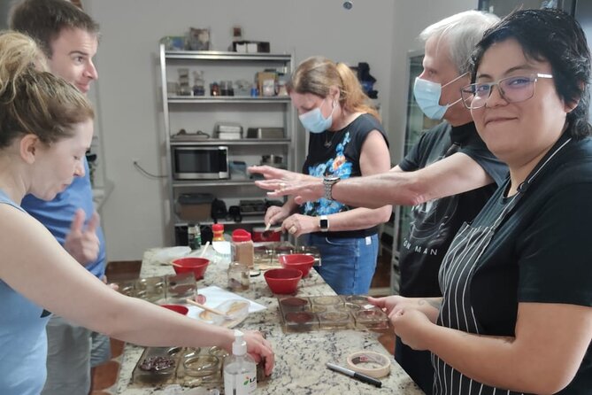 Artisanal Chocolate Bean to Bar Workshop in Cancún - Tasting snacks and building your flavor instincts