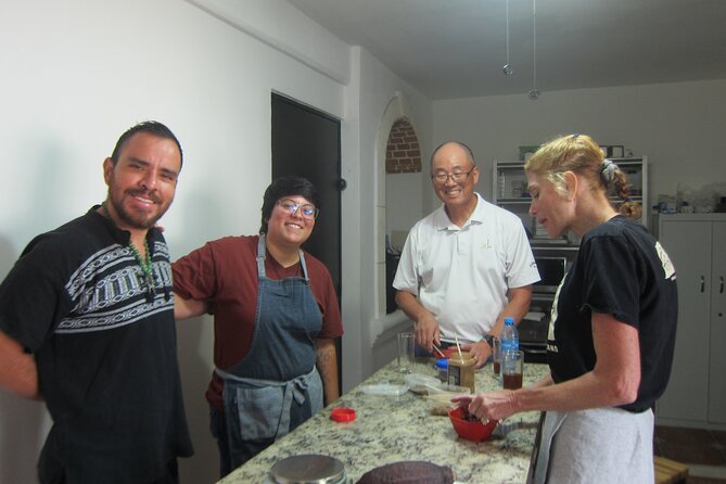 Artisanal Chocolate Bean to Bar Workshop in Cancún - Making your own chocolate bars, then tasting the results