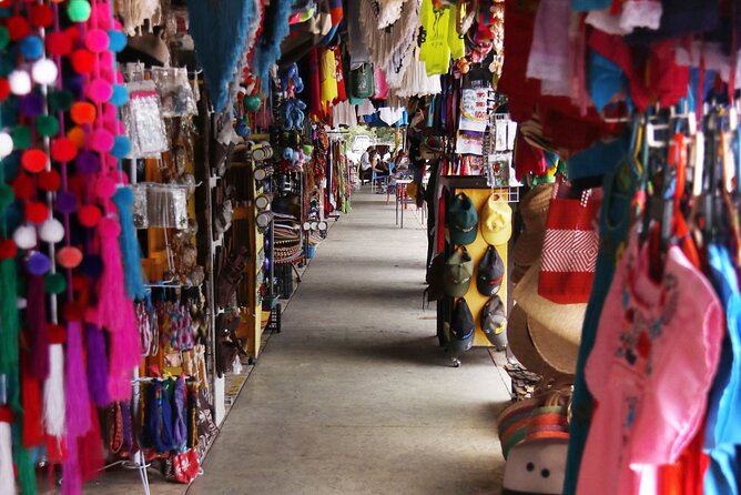 Beachside Tacos & Town Tour with Tequila Tasting From Cancun - Mercado de Artesanias Puerto Morelos: Quick Souvenir Reality Check