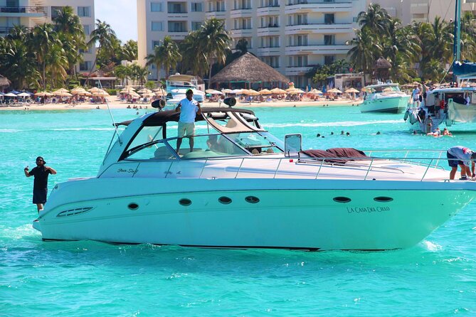 Beautiful Yacht SeaRay 48ft / 15PAX 25P16 - Included comforts vs extra costs: where the real budget lands