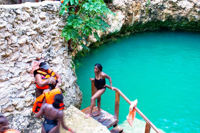 Best Combo from Cancun - Zipline Cenote ATV (Shared) and Lunch From Cancun - Transfers and group size, what “shared” really feels like