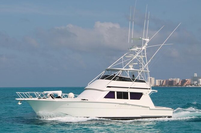 Biggest Luxury Yacht Boat Best in Cancun up to 28 pax - Price and Value: $720 Per Group Plus Dock Fee Reality