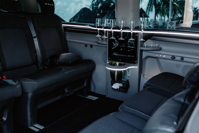 Black Van from Cancun One Way Airport - Key things to know before you land