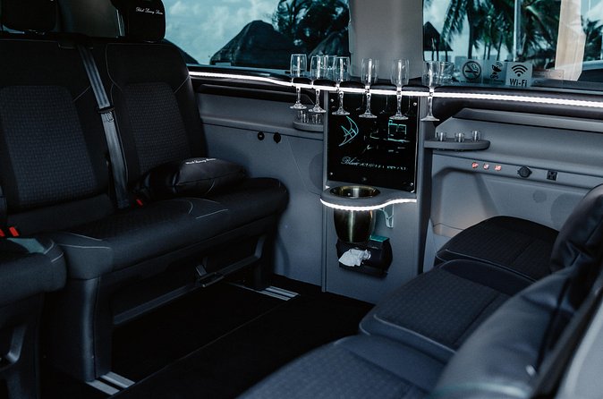 Black Van from Cancun One Way Airport - Timing, the 2-hour rule, and why it matters