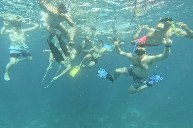 Boating Experience in Cancun Bay. All inclusive. - A scenic pause that adds variety to the cruise