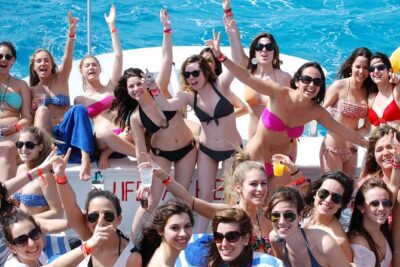 Cancun Adults Only Party Cruise to Isla Mujeres with Open Bar
