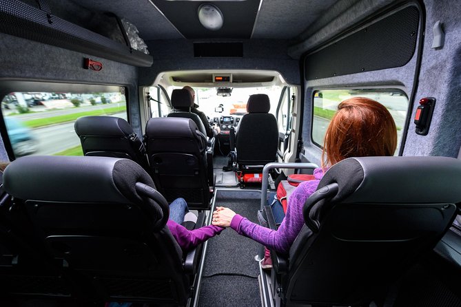 Cancun Airport Departure transfer from Hotel Zone, Puerto Juarez, Puerto Morelos - Waiting time and luggage rules that keep you moving
