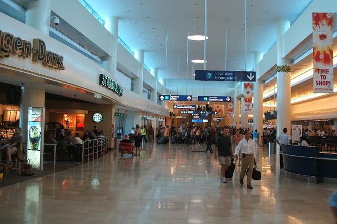 Cancun Airport Taxi Service - The ride itself: A/C, car or van, and the real timing range