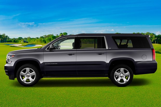Cancun Airport to Hotel Private Deluxe SUV - Finding your driver fast, without wandering the airport