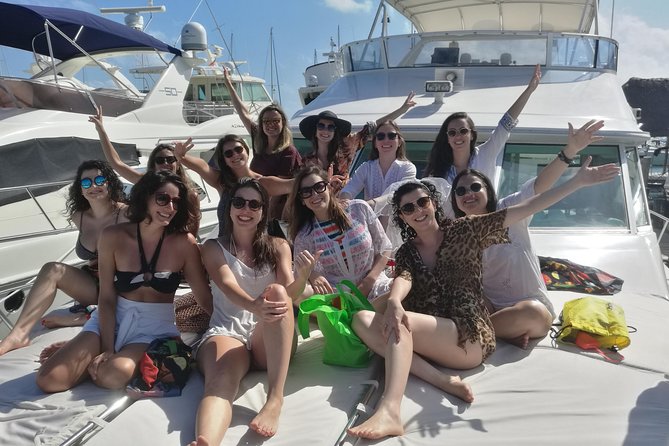 Cancun Boat Tour to Isla Mujeres on Luxury Yacht with Chef -SR55C - Chef-led lunch, open bar, and the little moments that land