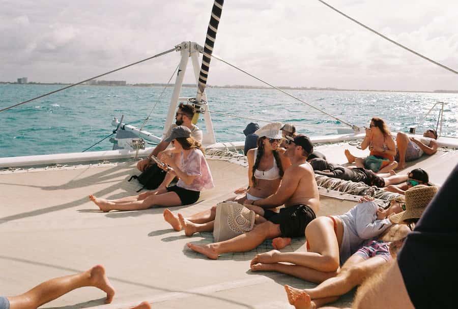 Cancún: Catamaran Tour to Isla Mujeres with Open Bar & Lunch - Key things to know before you book