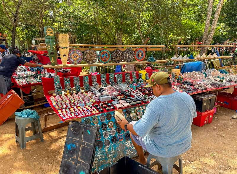 Cancun: Chichen Itza Early Access Guided Tour - The Long Ride Out of Cancun, and How to Make It Bearable
