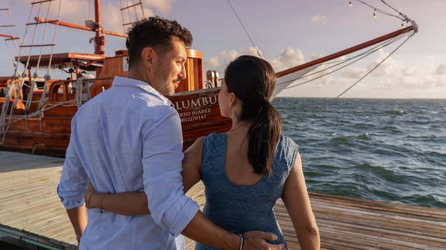 Cancun: Columbus Dinner Cruise with Access to the Sky Wheel - Price and the Extras That Can Surprise You