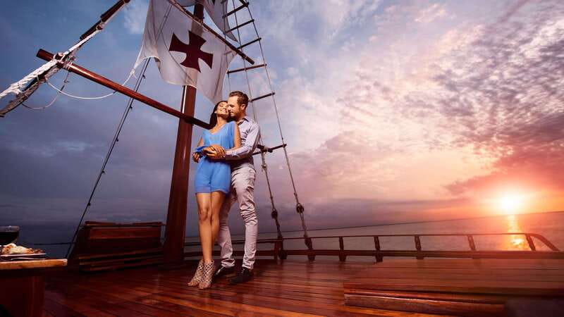 Cancun: Columbus The Romantic Dinner Cruise - Key Things to Know Before You Go