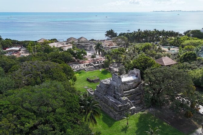 Cancun Guided Sightseeing El Meco Site, Letters and Shopping - Playa Delfines Views in 15 Minutes: Photo Time With a Purpose
