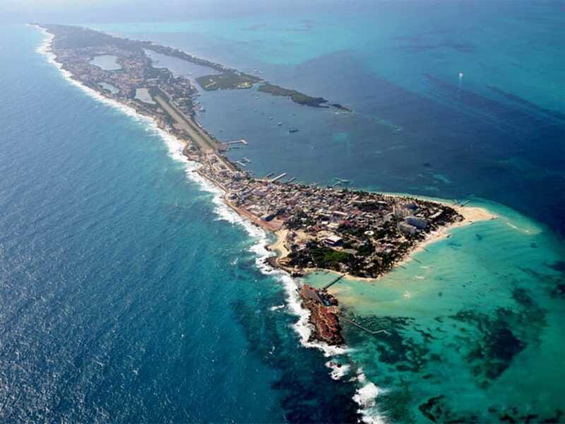 Cancun: Half Day Private Catamaran to Isla Mujeres - Who should book this Cancun to Isla Mujeres catamaran?