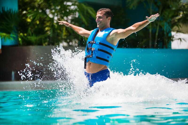 Cancun: Interactive Aquarium - Swim with dolphins Premium - Sea-Trek rules and what to expect if you cannot swim