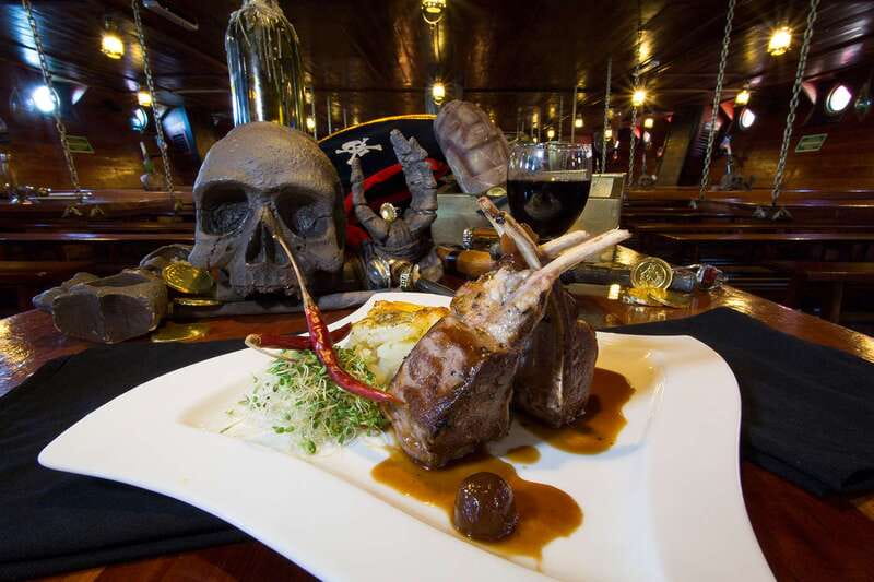 Cancún: Jolly Roger Pirate Dinner Cruise 2025 - Booking smarts: avoiding confusion and planning ahead