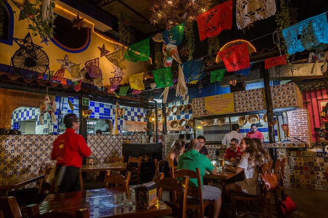 Cancun Local Experience: Taco and Beer Food Tour - The Guides and the Group Dynamic: What the Best Nights Feel Like