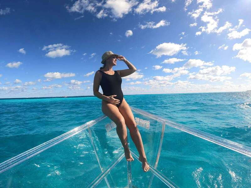 Cancún: Nichupté Lagoon Transparent Boat Tour with Drinks - Drinks, water, and the onboard comfort reality