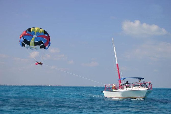 Cancun Parasailing Adventure - Sky time in Cancun: what 10 minutes in the air is really like