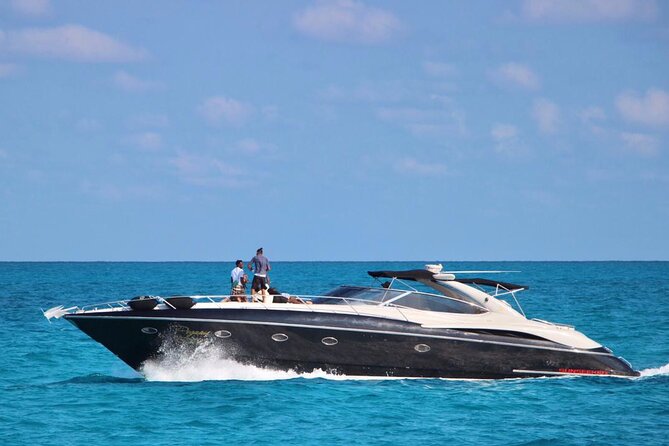 Cancun Private 60FT Yachts Rental for up to 20 People - The 60FT yacht setup for Cancun groups, privacy, and comfort