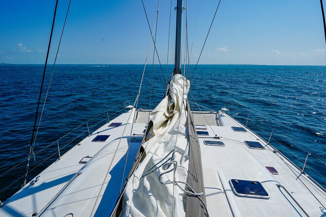 Cancun Private Catamaran Cruise– Open Bar & Snorkeling Experience - Stop 2: Cancun, More Sea Time and More Photo Minutes
