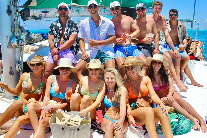 Cancun Private Catamaran to Isla Mujeres with Buffet & Open Bar - Playa Centro and the Isla Mujeres Rhythm: Seeing More Than One Side