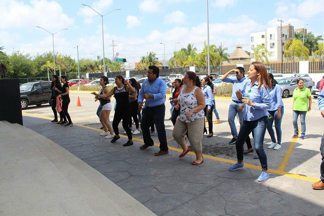 Cancun Salsa or Bachata Dance lesson from Cancun Playa del Carmen Riviera Maya - The Class Flow: Warm-Up, Basic Steps, Then Leveling Up