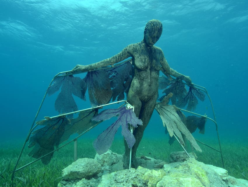 Cancun: Snorkeling Tour at MUSA The Underwater Museum - The guides: when you get names, you know the team cares