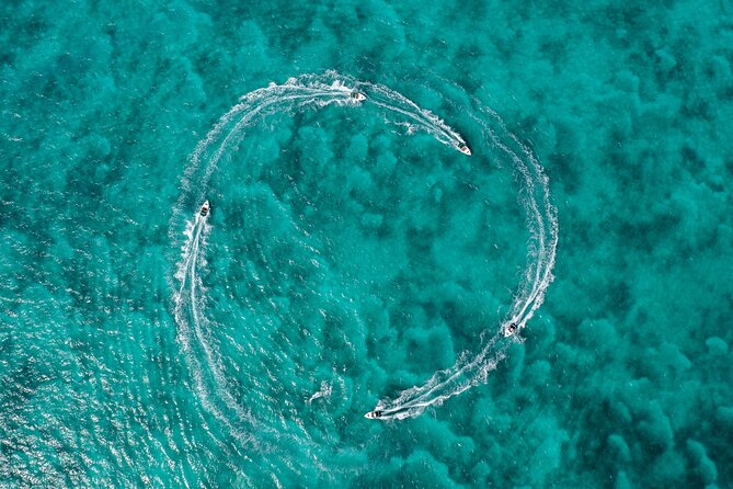 Cancun: Speedboat tour to a Virgin Beach - Marina briefing, then you drive the speedboat