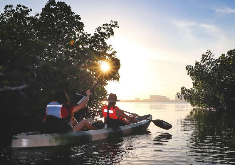 Cancun: Sunset Kayak Experience in the Mangroves - The 15-minute break and photo stop that changes your pace