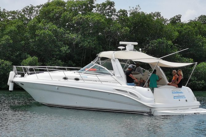 Cancun Yacht Charter to Isla Mujeres with Snorkeling -SR41H4 - Playa Norte anchoring: where the day turns into a vacation