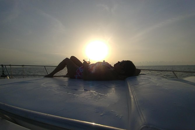 Cancun Yacht Charter to Isla Mujeres with Snorkeling -SR41H4 - Food and drinks that keep you from thinking about lunch