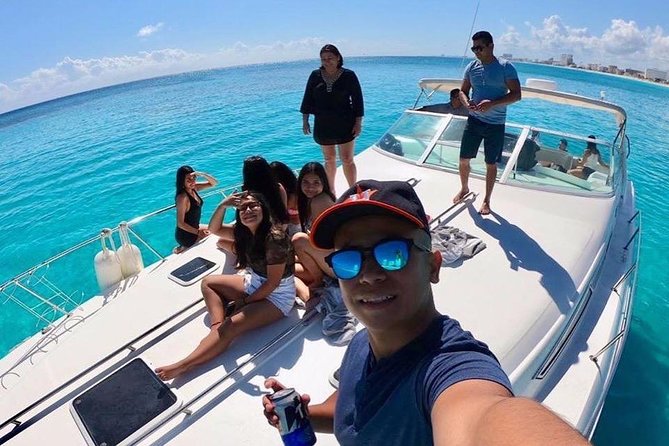 Cancun yachts rental BEATIFUL YACHT 46FT, 15 PAX MAX 25P6 - Cruise Time and the Big Water Plan: Cancun Bay to Isla Mujeres