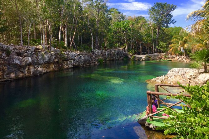 Casa Tortuga Cenote Park and Tulum Ruins! Eco Tour from Cancun - Playa del Carmen on Quinta Avenida: shopping, snacks, and souvenirs