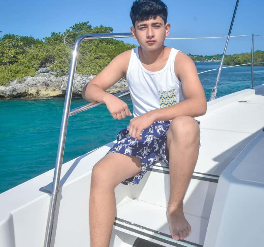 Catamaran Adventure to Isla Mujeres: Snorkeling, Food, and Transportation Included - Key points before you go