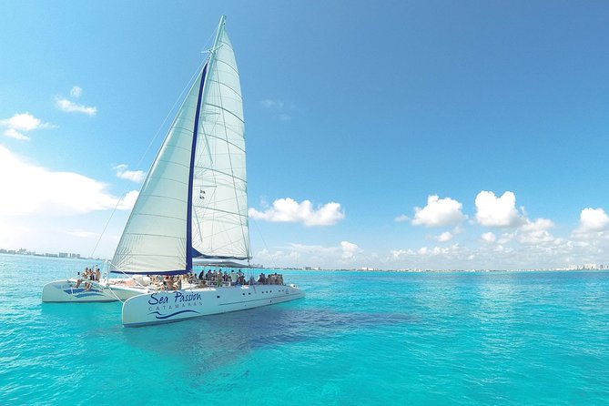 Catamaran and snorkel in isla mujeres - Isla Mujeres by catamaran: the day plan in plain terms