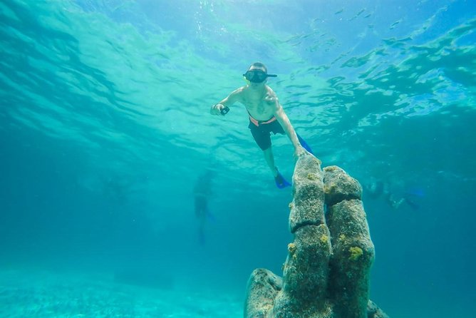 Catamaran Group Sightseeing, Snorkeling Tour Isla Mujeres - The Catamaran Rhythm: 5 to 6 Hours from Cancun to Isla Mujeres
